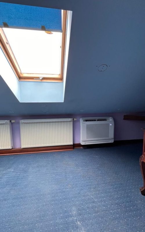 klimatyzator na dole